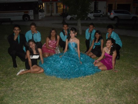 En la XV de Brenda, pero somos los del Salon.